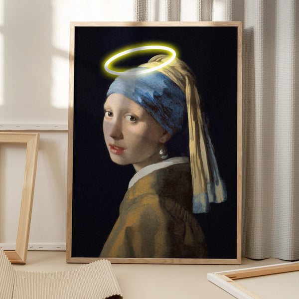 Tablou înramat „Girl With A Halo” de Artelele