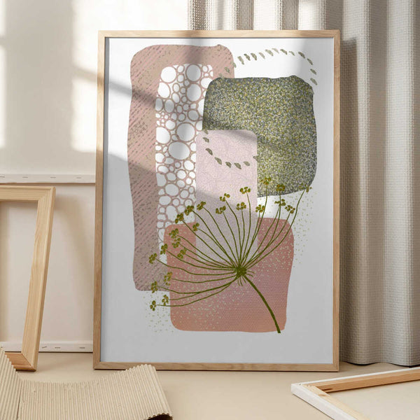 Tablou înramat „Delicate Pink and Green-2” de Sally Ann Moss