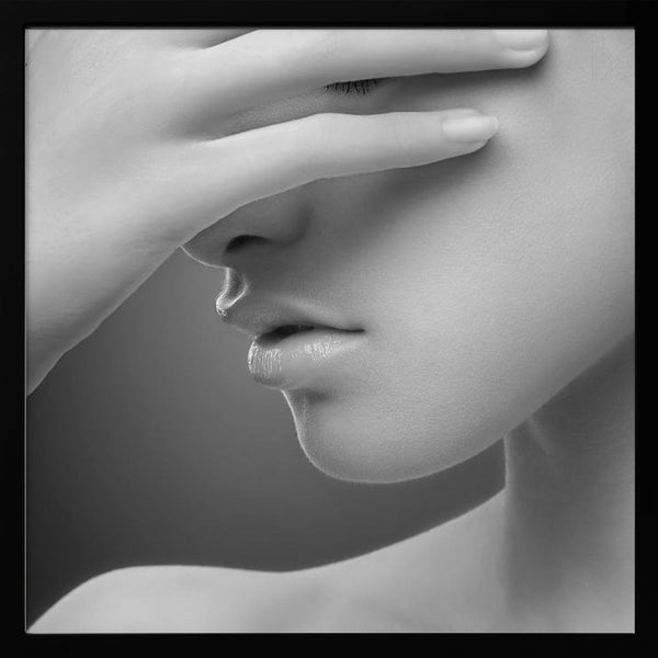 Tablou înramat „E” de Widi Hardhanu