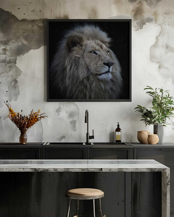 Tablou înramat „Proud Lion” de Louise Wolbers