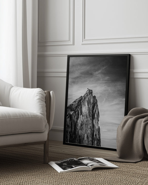 Tablou înramat „Balancing between Earth and Sky” de Thomas Vuillaume