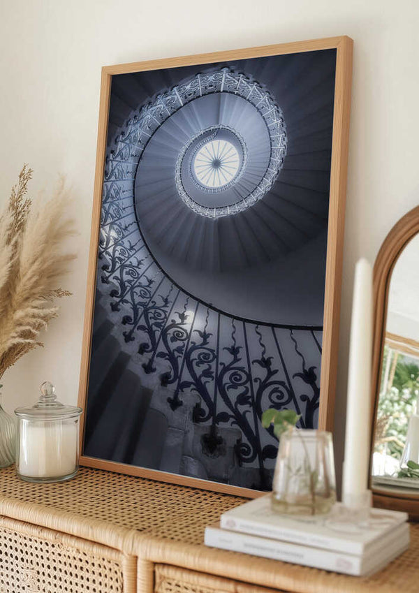 Tablou înramat „Tulip Stairs” de Massimo Cuomo