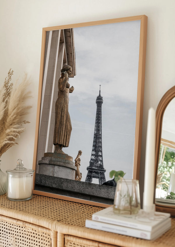 Tablou înramat „Eiffel Tower Paris” de Pictufy Studio III