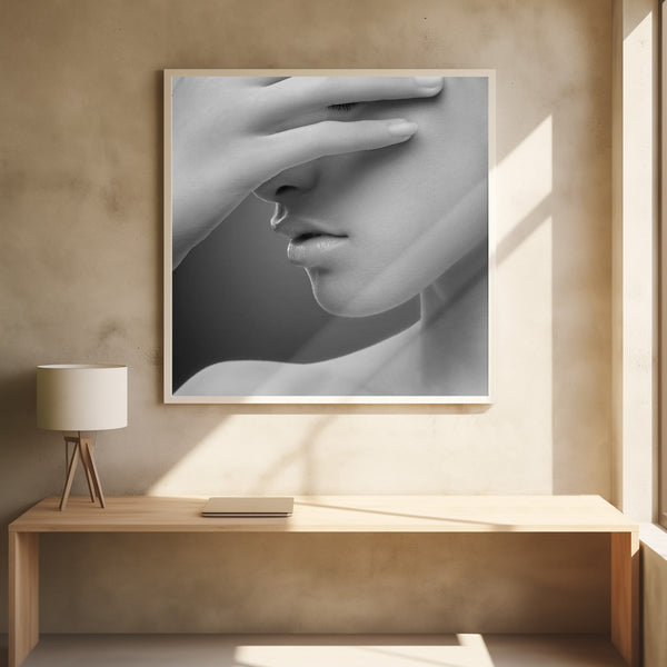 Tablou înramat „E” de Widi Hardhanu