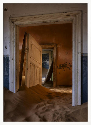 Tablou înramat „Doors To The Past” de Michael Zheng
