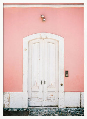 Tablou înramat „The white door Lisbon” de Raisa Zwart