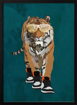 Tablou înramat „Tiger prowling in high top sneakers” de Sarah Manovski
