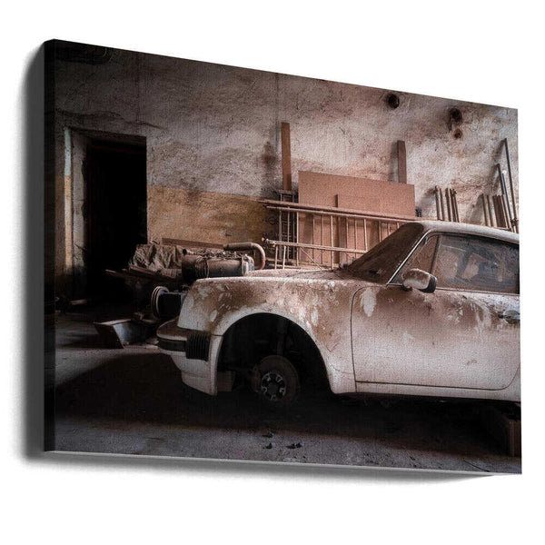 Tablou canvas „Dusty Porsche” de Roman Robroek