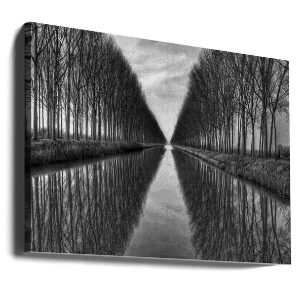 Tablou canvas „Vanished to the infinite” de Yvette Depaepe