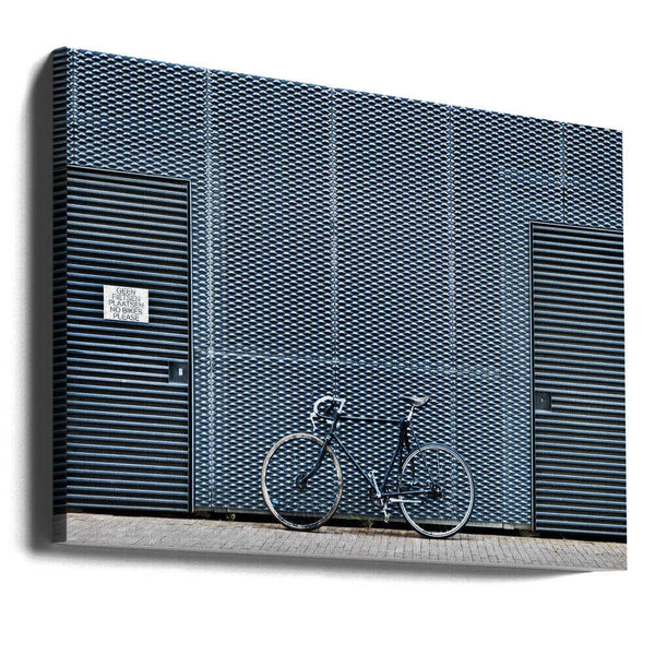 Tablou canvas „no bikes please” de Linda Wride