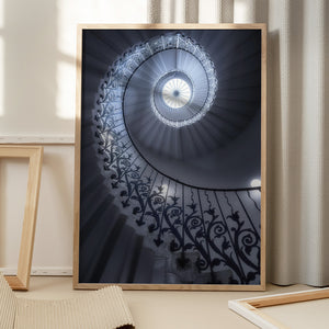 Tablou înramat „Tulip Stairs” de Massimo Cuomo