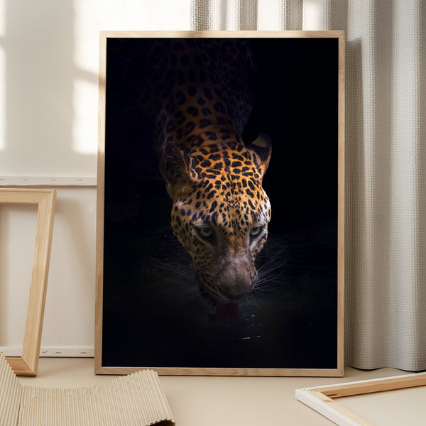 Tablou înramat „Drinking” de Antonyus Bunjamin (Abe)