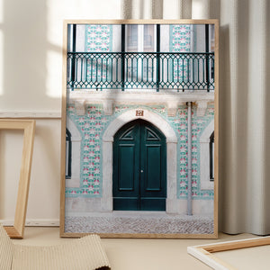 Tablou înramat „Lisbon Door” de Raisa Zwart