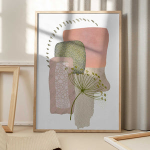 Tablou înramat „Delicate Pink and Green-1” de Sally Ann Moss