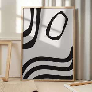 Tablou înramat „Black Curves” de Sally Ann Moss