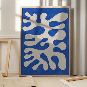 Tablou înramat „Organic Blue Shapes” de Elena Ristova