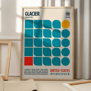 Tablou înramat „Glacier National Park Travel Poster” de Retrodrome