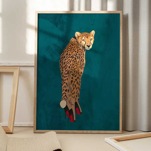 Tablou înramat „Turquoise cheetah in heels” de Sarah Manovski