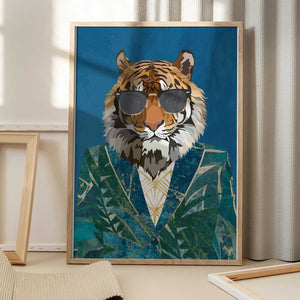 Tablou înramat „Tiger Jungle Jacket 1” de Sarah Manovski