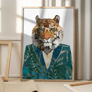 Tablou înramat „Tiger Jugnle Jacket 3” de Sarah Manovski