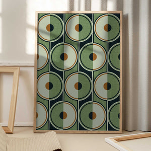 Tablou înramat „Retro Circles Green” de Alexandra Weise