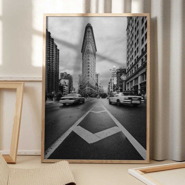 Tablou înramat „Taxiiii” de Javier de la Torre