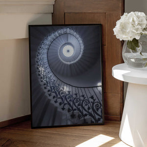 Tablou înramat „Tulip Stairs” de Massimo Cuomo