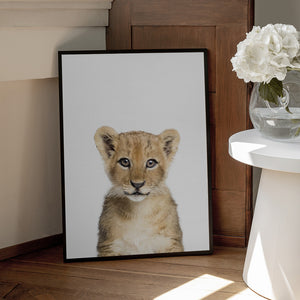 Tablou înramat „Baby Lion” de Kathrin Pienaar