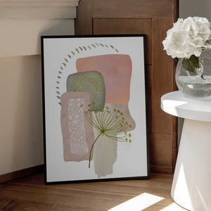 Tablou înramat „Delicate Pink and Green-1” de Sally Ann Moss