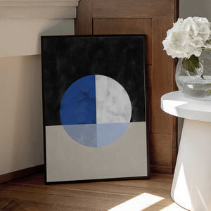 Tablou înramat „Isected Circle with Blue and White Quadrants” de Elena Ristova