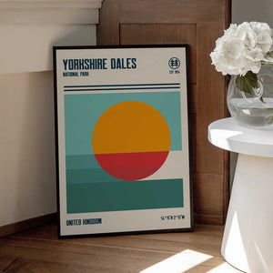 Tablou înramat „Yorkshire Dales National Park Travel Poster” de Retrodrome