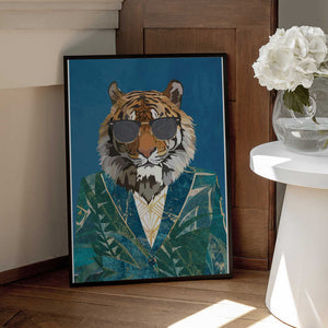 Tablou înramat „Tiger Jungle Jacket 1” de Sarah Manovski