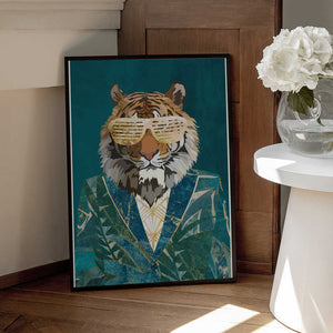 Tablou înramat „Tiger Jungle Jacket 2” de Sarah Manovski