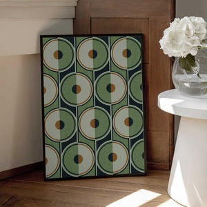 Tablou înramat „Retro Circles Green” de Alexandra Weise