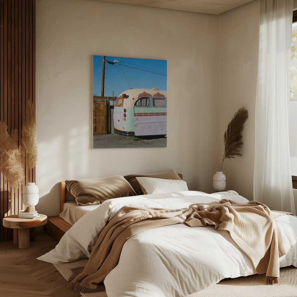 Tablou canvas „Joshua Tree Bus” de Bethany Young