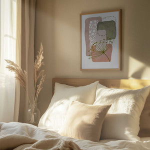 Tablou înramat „Delicate Pink and Green-2” de Sally Ann Moss