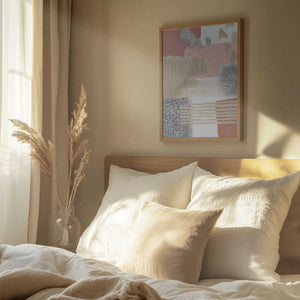 Tablou înramat „Delicate Pink-3” de Sally Ann Moss