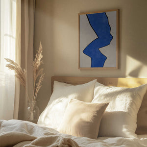 Tablou înramat „Bold Blue Contour” de Elena Ristova