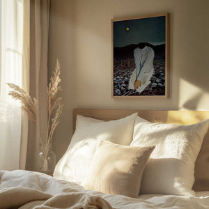 Tablou înramat „Pensive Among Skulls Print” de Mikhail Siskoff