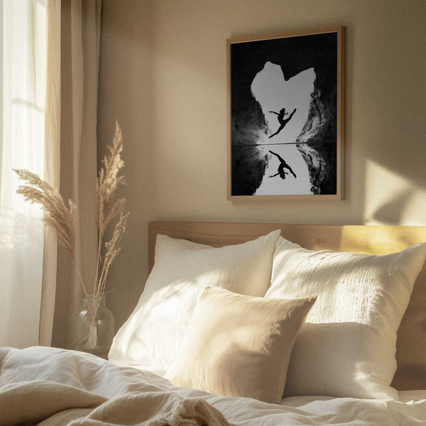 Tablou înramat „A beating heart” de Eyal Amer