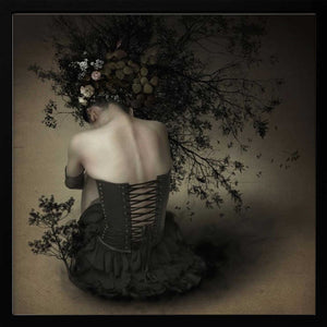 Tablou înramat „Night scented girl” de Kiyo Murakami