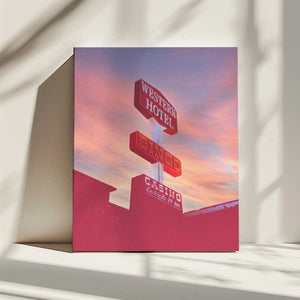 Tablou canvas „Las Vegas Western Hotel” de Pictufy Studio III