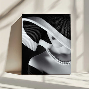 Tablou canvas „Elegance in Shadow” de Ruslan Bolgov