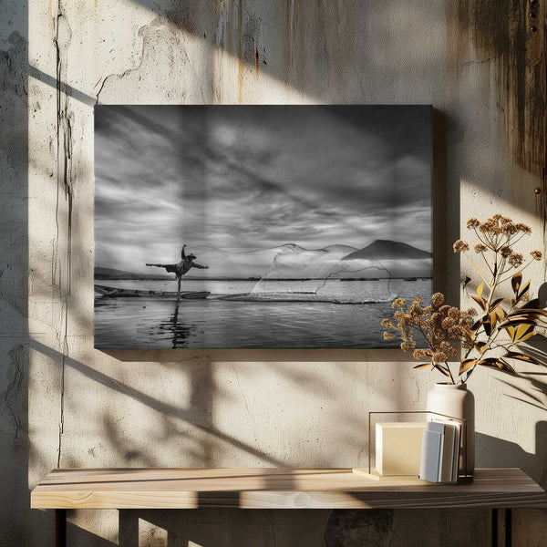 Tablou canvas „man behind the nets” de Arief Siswandhono