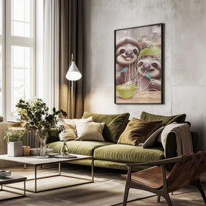 Tablou înramat „YOUNG SLOTH EATING SPAGETTI” de Adam Lawless