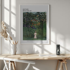 Tablou înramat „Femme Se Promenant Dans Une Foret Exotique” de Henri Rousseau