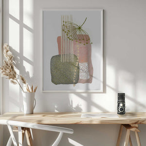Tablou înramat „Delicate Pink and Green-3” de Sally Ann Moss