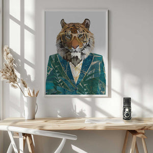 Tablou înramat „Tiger Jugnle Jacket 3” de Sarah Manovski