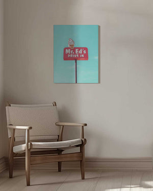 Tablou canvas „Mr. Ed's Drive In Vintage Sign in Urbana, Missouri, USA” de Tom Windeknecht