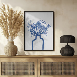 Tablou înramat „Blue Vase Bouquet” de Athene Fritsch